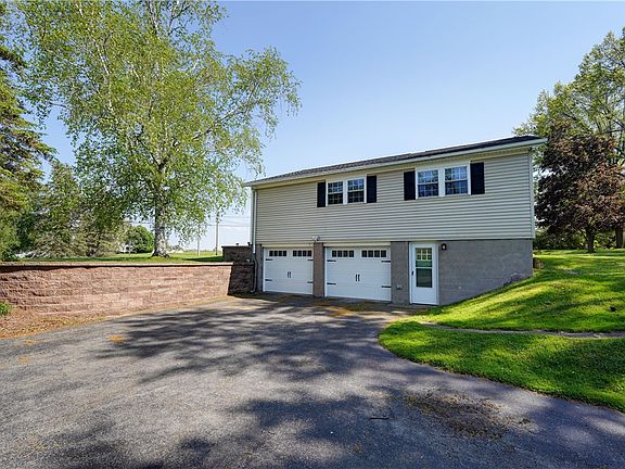 5th image of 815 Gallup Rd