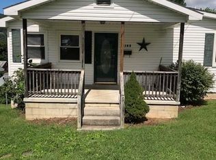 1105 Westview St, Narrows, VA 24124