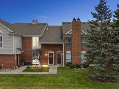 52232 Heatherstone Ave, Macomb, MI, 48042