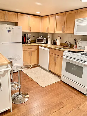 Rented by Living New York | media 8