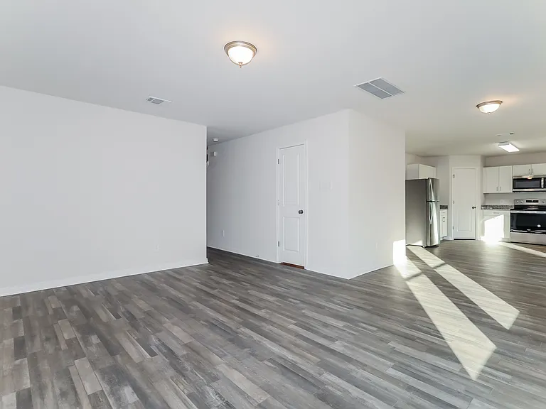 15763 Del Norte Dr — Photo 4