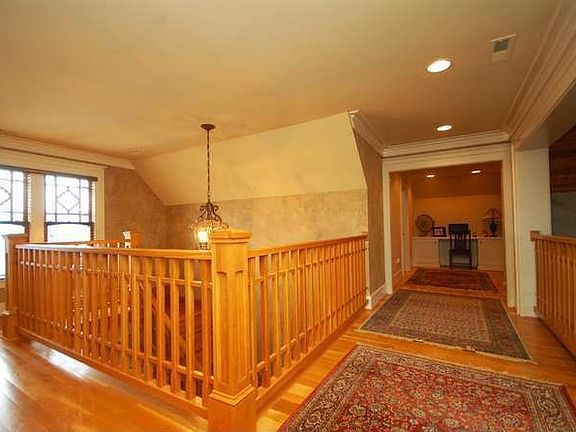 Upper loft and catwalk