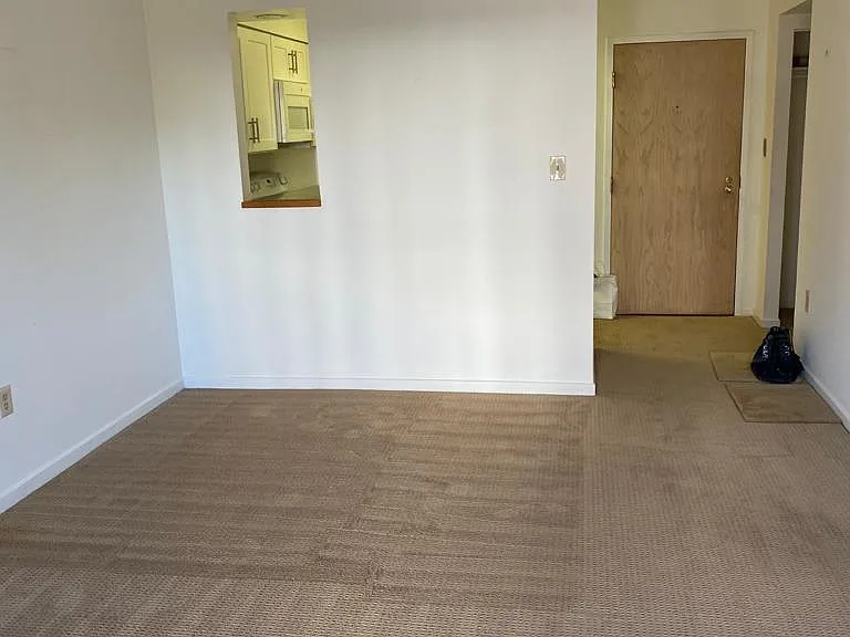 2111 Wisconsin Ave NW #418 — Photo 4