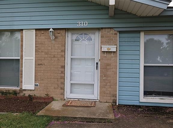 3rd image of 310 Tina Dr