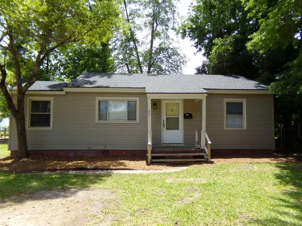 205 Miller Blvd, Havelock, NC 28532