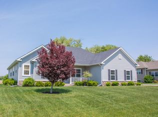 516 Woodlawn Dr, Williams Bay, WI 53191