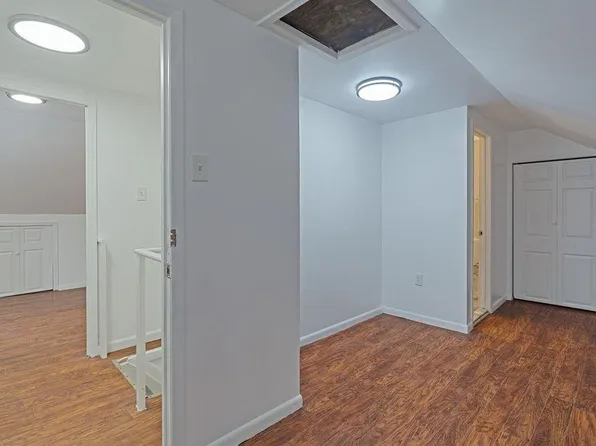 337 Summit Avenue image 19 of 25