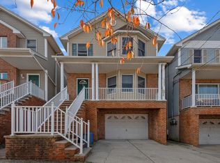170 W 54th St #2, Bayonne, NJ 07002