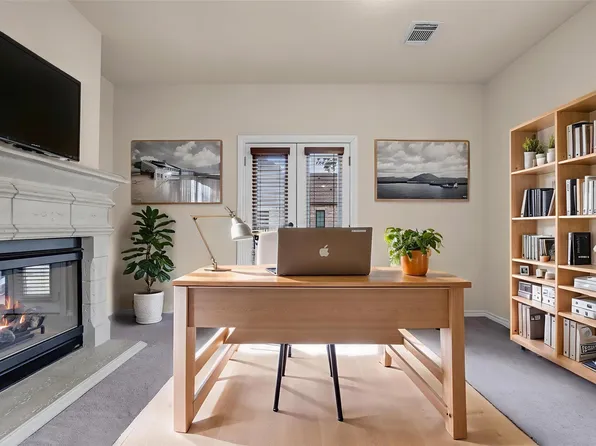 629 Spring Forest Dr, Conroe, TX 77302