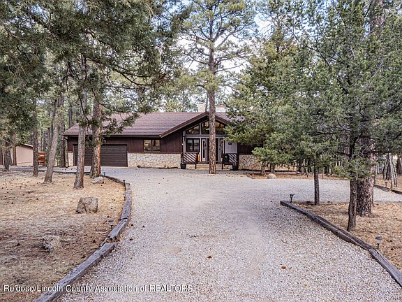 3rd image of 157 Deer Park Dr