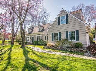 417 Valley Rd, Watchung, NJ 07069