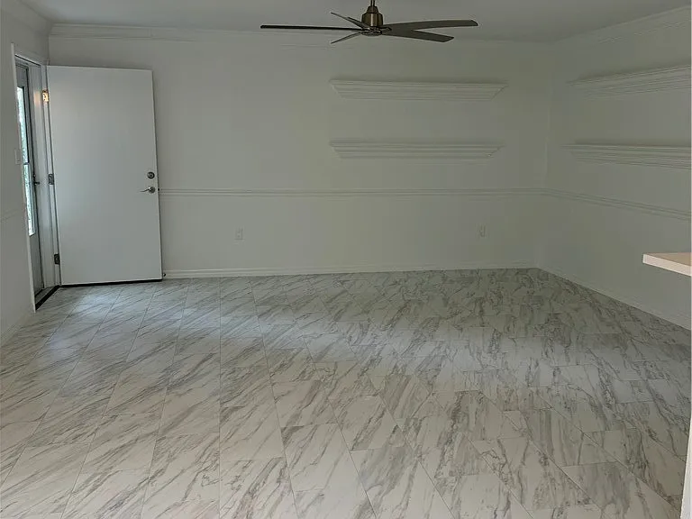 3225 E Riverside Dr #54E — Photo 14