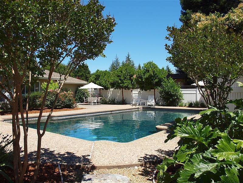 1st image of 1345 Nut Tree Ln