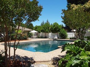 1345 Nut Tree Ln, Sonoma, CA 95476