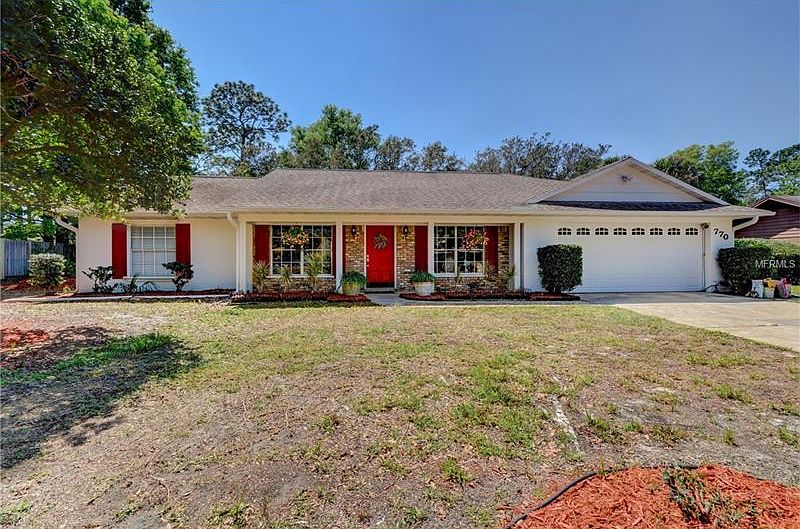 1st image of 770 Yorkshire Dr