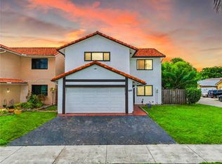 15166 SW 94th Ter, Miami, FL 33196