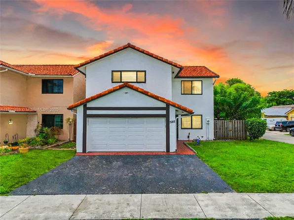 15166 SW 94th Ter, Miami, FL 33196