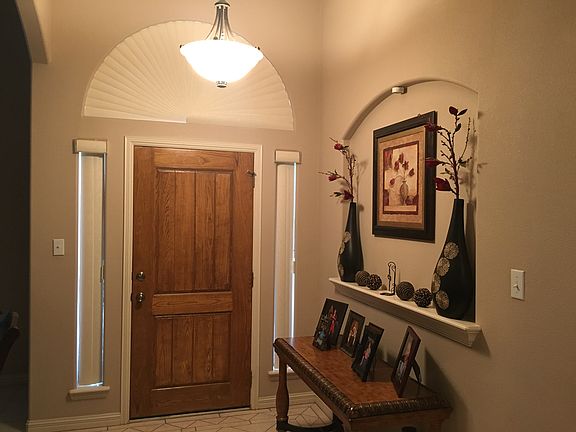 3rd image of 921 Perch Ave
