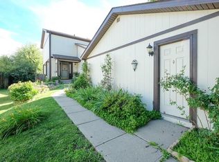 8312 Twana Dr, Urbandale, IA 50322