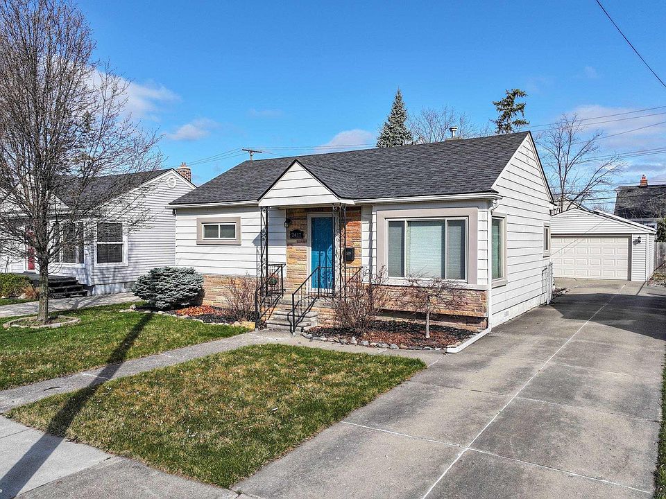 1st image of 2417 Kalama Ave