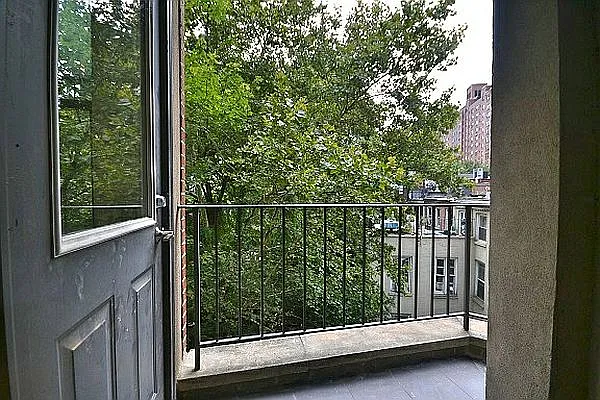 Rented by Point NYC | media 4