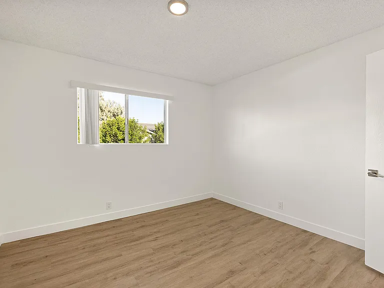 6650 Doriana St — Photo 10