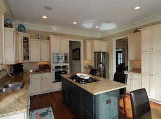 1520 Capel St, Mount Pleasant, SC 29466