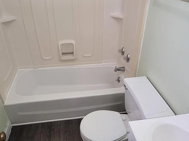 159 Orange St #2R — Photo 12