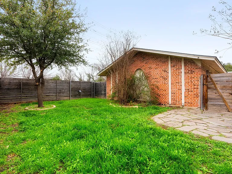 2408 Ventura Dr #A — Photo 18