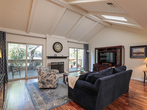 5th image of 6115 Montgomery Ct