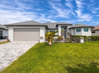 1707 NW 38th Ave, Cape Coral, FL 33993