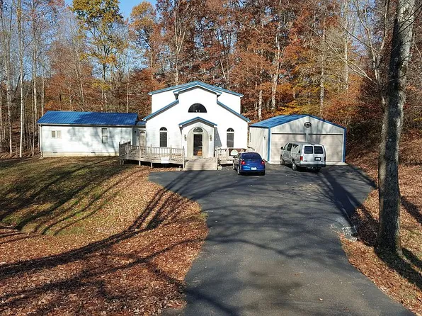 410 Hickory Ln, Russell Springs, KY 42642