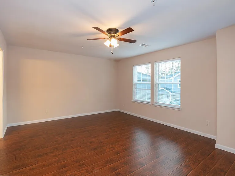 22262 Adams St #9 — Photo 10