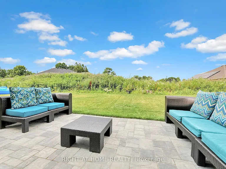 135 Stephenson Way — Photo 12