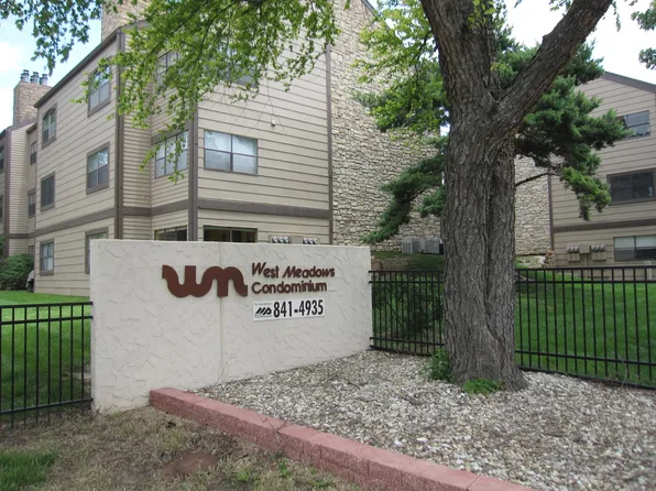 1349 Westbrooke St, Lawrence, KS 66049