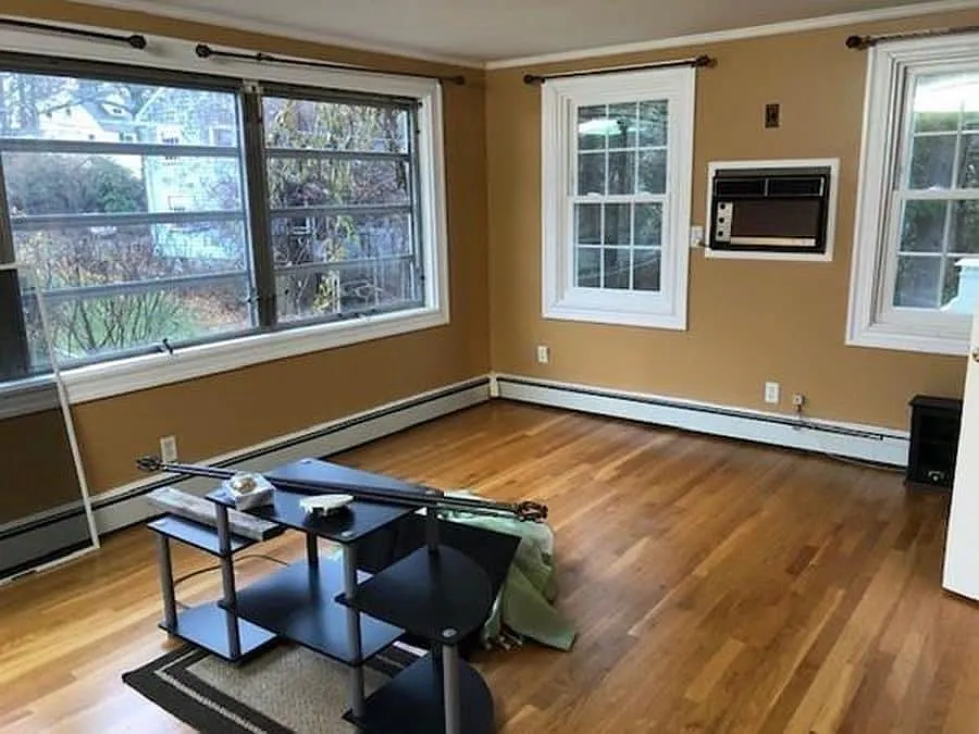 3 bed, $6,000 — Photo 1