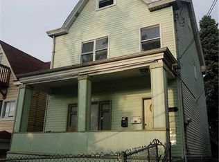 5 Sterling St, Carson, PA 15203