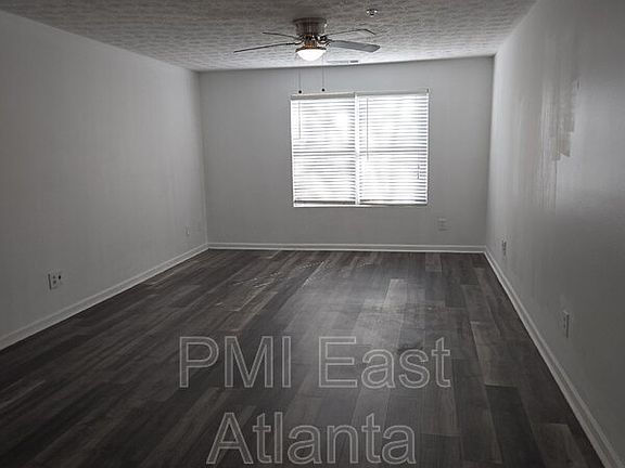 2nd image of 8104 Waldrop Pl