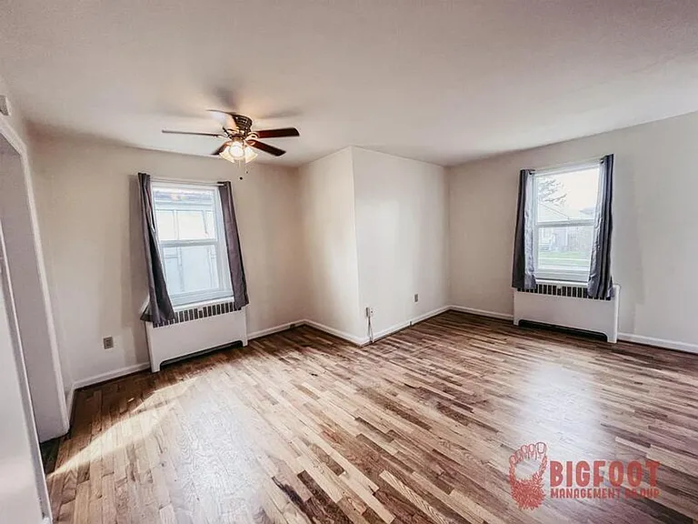 665 Logan St. — Photo 4