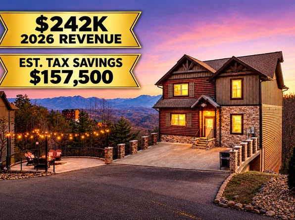 3165 Legacy Vista Dr, Sevierville, TN 37876