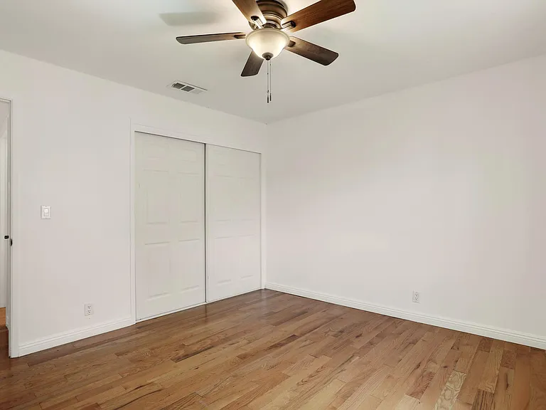 3209 Warwick Rd — Photo 20