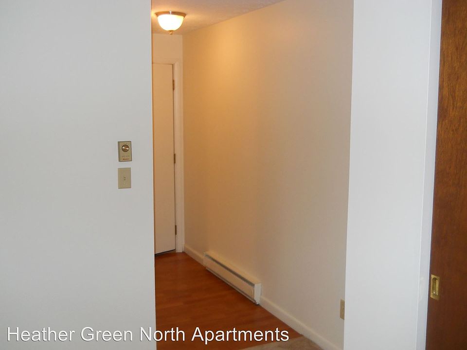 1st image of 997 N Market St APT 01