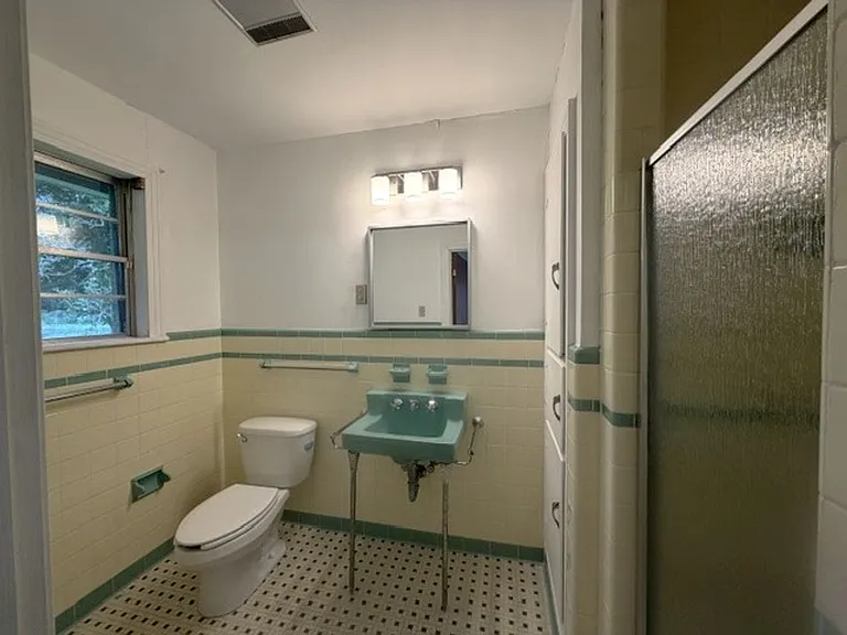 10590 Highway 77 — Photo 12
