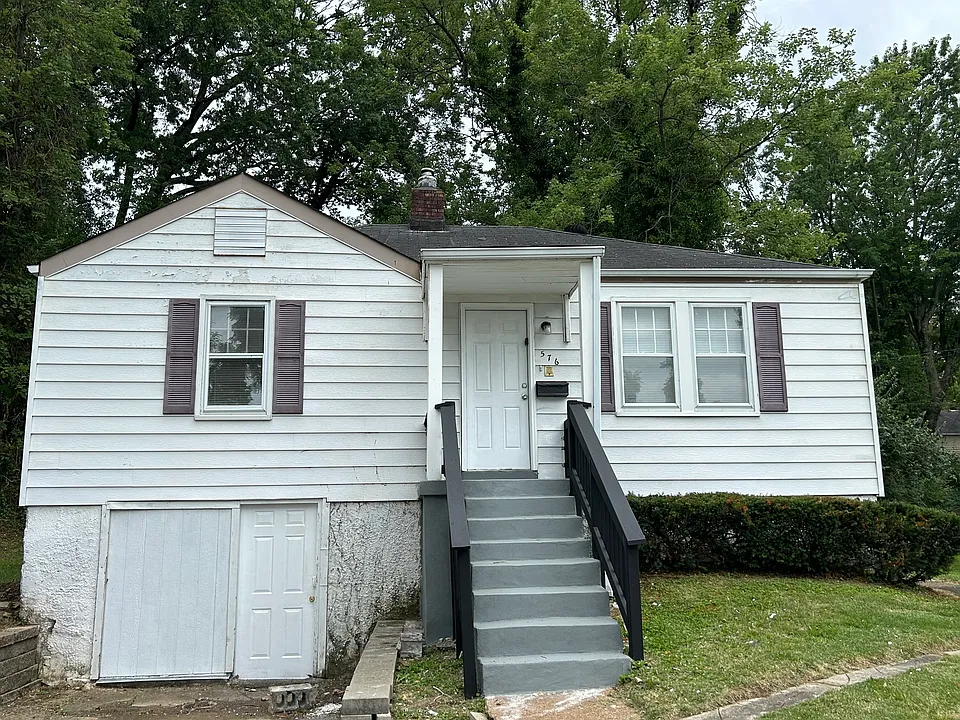 576 Cosie Dr
