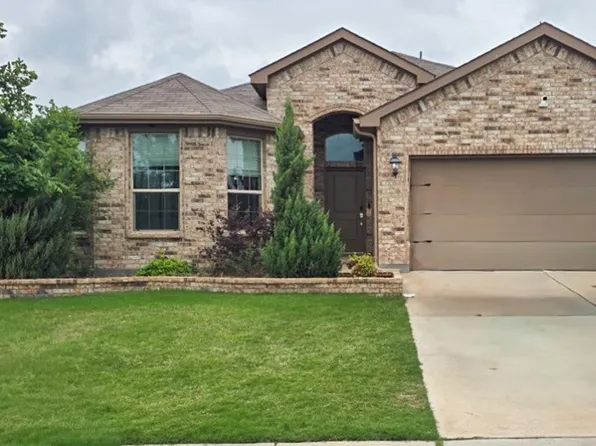 439 Helm Ln, Azle, TX 76020