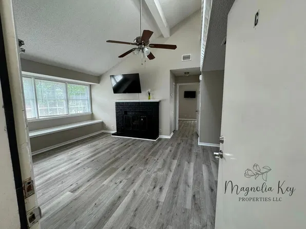 1202 Tiffany Ln, Myrtle Beach, SC 29577