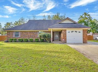 75 Stephanie Dr, Allenhurst, GA 31301