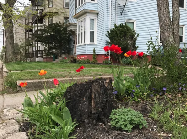 176 Pine St #3, Attleboro, MA 02703