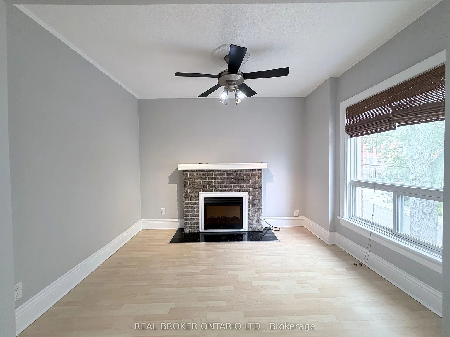 3 bed, $1,995 — Photo 2