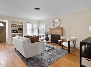 131 W Henderson Rd, Columbus, OH 43214